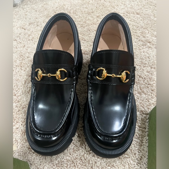 GUCCI WOMEN'S LOAFER WITH HORSEBIT - Picture 2 of 6